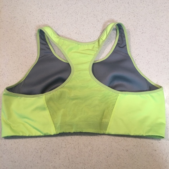 Nike sports bra - Picture 2 of 2